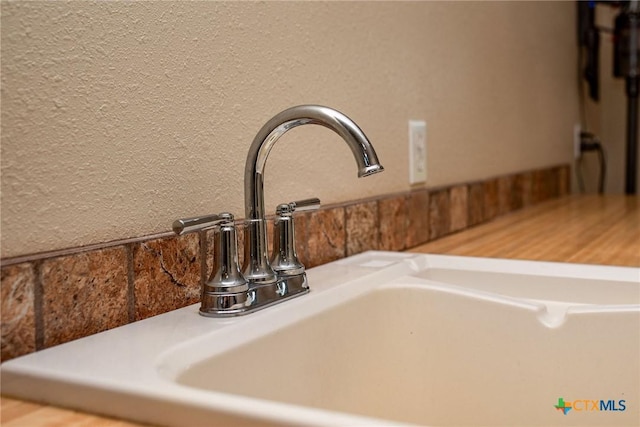 196 Garza Rd, Port Lavaca, TX 77979 - bathroom view of a sink