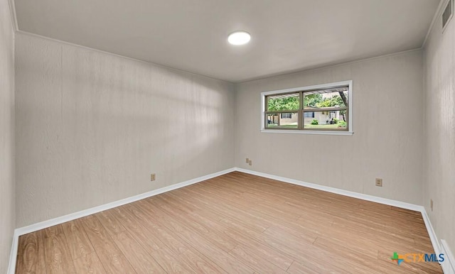 309 E Xavier Ave, Temple, TX 76501 - unfurnished room with wood finished floors