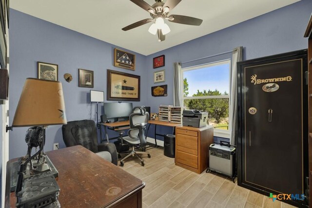 315 Hilltop Rdg, New Braunfels, TX 78132 - office space featuring ceiling fan and light wood-style floors