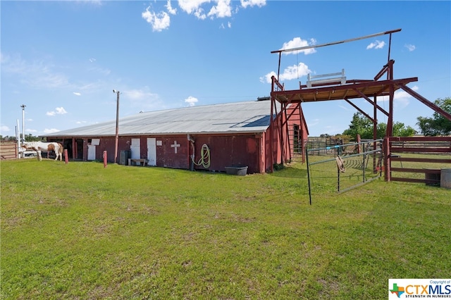 view of yard with central AC unit