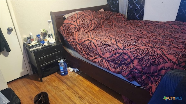 701 E Anaqua Ave, Victoria, TX 77901 - bedroom featuring wood finished floors