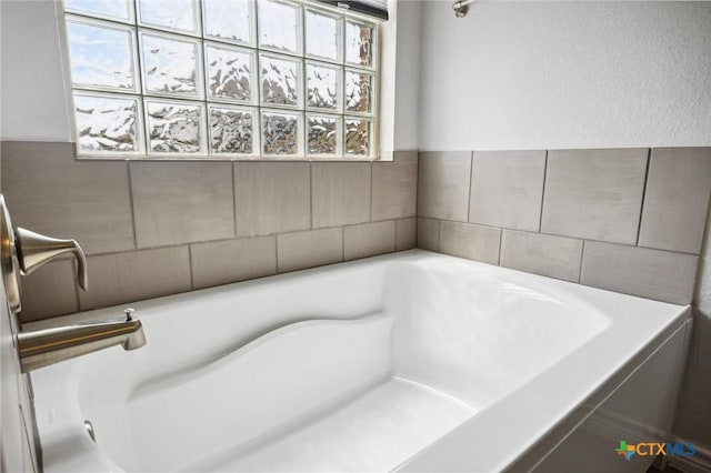 2516 Arno St, Harker Heights, TX 76548 - full bath featuring a bath