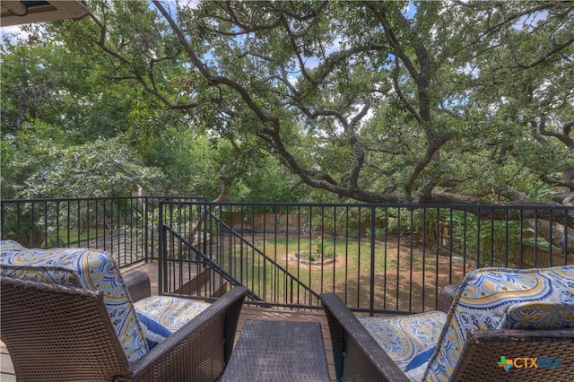 2919 Colleen Dr, Canyon Lake, TX 78133 - view of balcony
