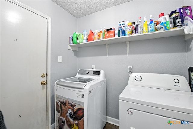 604 Totem Trl, Harker Heights, TX 76548 - laundry room featuring independent washer and dryer and a textured ceiling