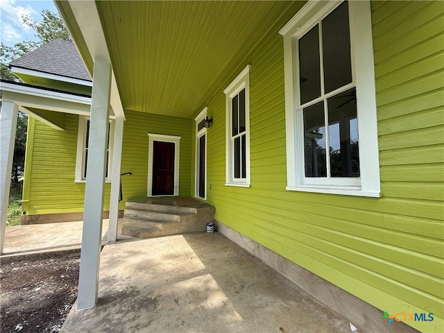 184 3rd St, Maxwell, TX 78656 - property entrance