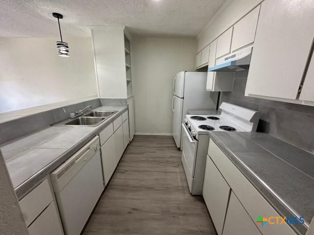 1905 N Ben Wilson St Unit 15, Victoria, TX 77901 - photo 5