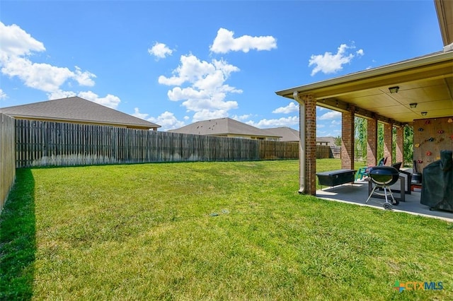 2502 Dante Ct, Harker Heights, TX 76548 - fenced backyard featuring a patio