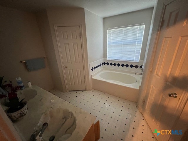 bathroom featuring a bathing tub