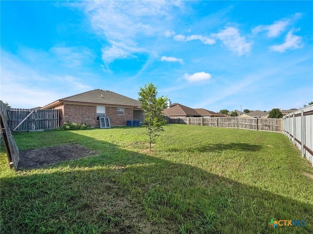 408 Rowdy Dr, Killeen, TX 76542 - view of fenced backyard