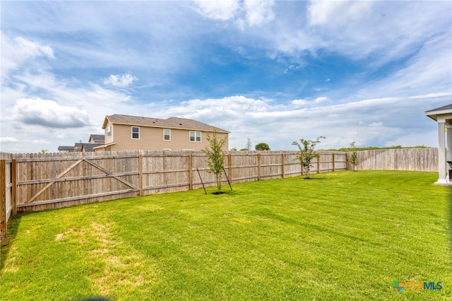 507 Dakota Crk, New Braunfels, TX 78130 - view of yard