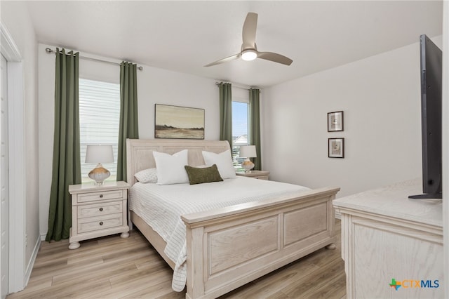507 Dakota Crk, New Braunfels, TX 78130 - bedroom featuring light wood-style flooring, baseboards, and a ceiling fan