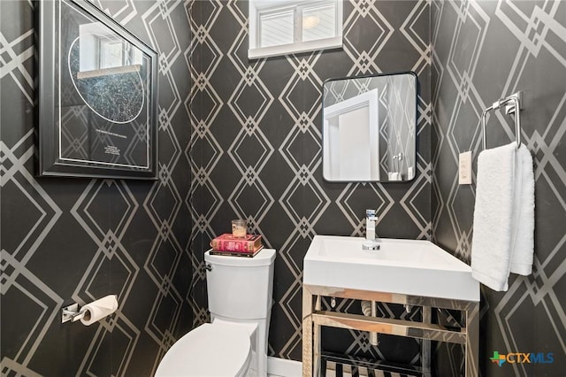 215 Mesa Vista Dr, Leander, TX 78641 - bathroom featuring toilet and a sink