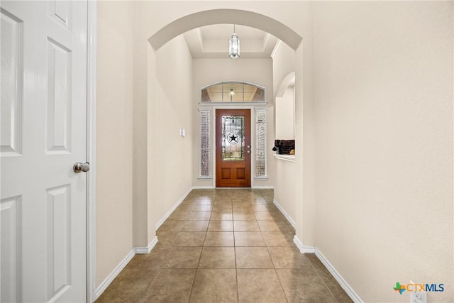 5507 Sulfur Spring Dr, Killeen, TX 76542 - tiled foyer with a tray ceiling and arched walkways