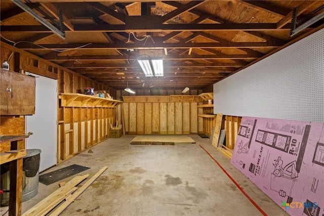 305 Berwick St, Victoria, TX 77904 - below grade area featuring a garage