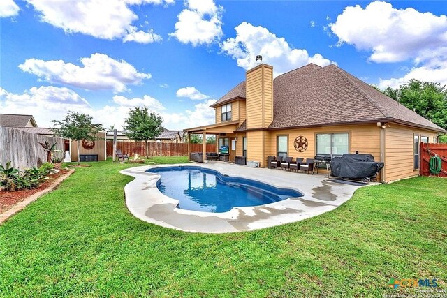 109 Park Way, Poth, TX 78147 - photo 1
