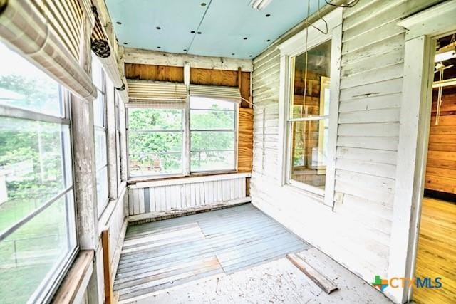 608 N Clinton St, Cuero, TX 77954 - unfurnished sunroom featuring plenty of natural light