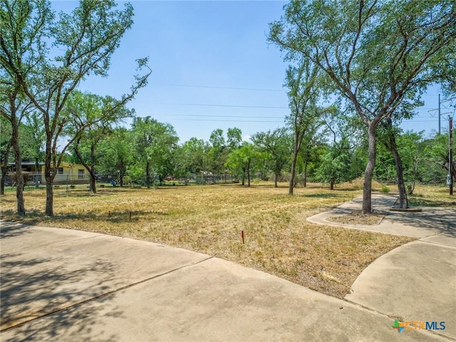 2805 Kingdom Dr, Marble Falls, TX 78654