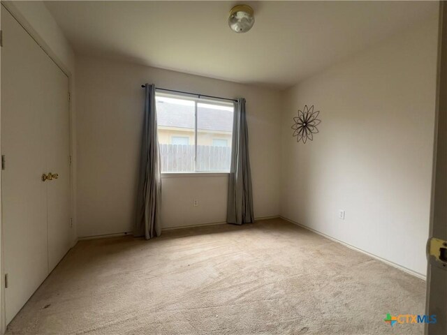 316 Clydesdale Ln, Victoria, TX 77904 - bathroom with vanity and bathing tub / shower combination