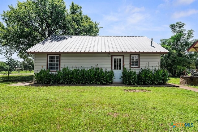 186 El Paso St, Mc Dade, TX 78650 - photo 19