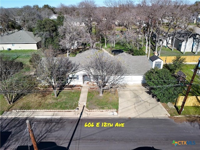 Listing photo 2 for 606 E 12th Ave, Belton TX 76513