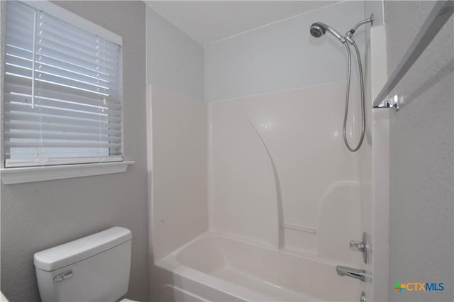 1614 Twisted Oak Dr, Temple, TX 76502 - full bath featuring toilet and washtub / shower combination