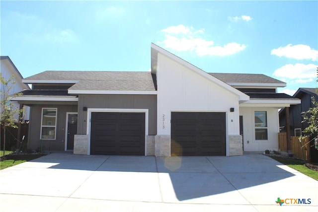 view of front of house featuring a garage