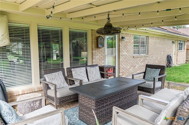 401 Hampshire St, Victoria, TX 77904 - view of patio featuring outdoor lounge area and a ceiling fan