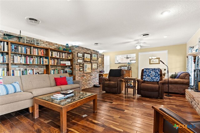 112 Skipcha Trl, Lampasas, TX 76550 - photo 6