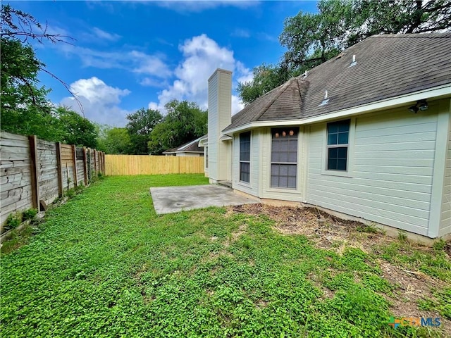 1715 Ramona Cir, San Marcos, TX 78666 - fenced backyard featuring a patio area