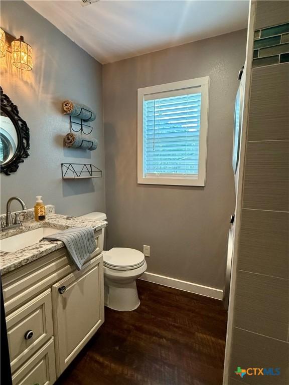 1546 Green Hill Dr, Canyon Lake, TX 78133 - photo 6