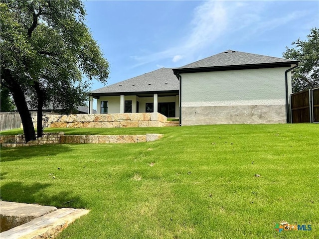 2819 Isaac Cir, Belton, TX 76513 - back of house featuring a shingled roof