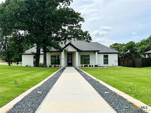 2819 Isaac Cir, Belton, TX 76513 - modern farmhouse style home featuring a shingled roof