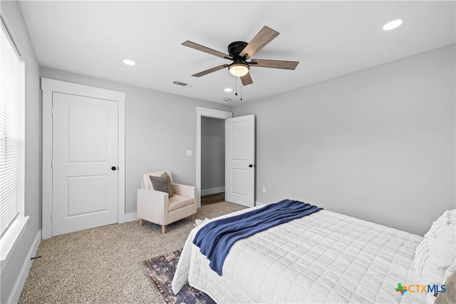 bedroom featuring carpet and ceiling fan