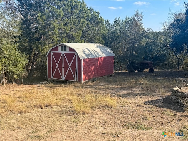 view of outdoor structure