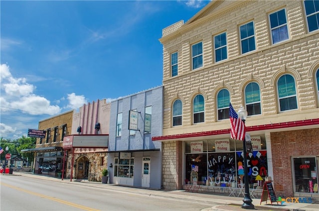 303 E 20th Ave, Belton, TX 76513 - view of commercial location