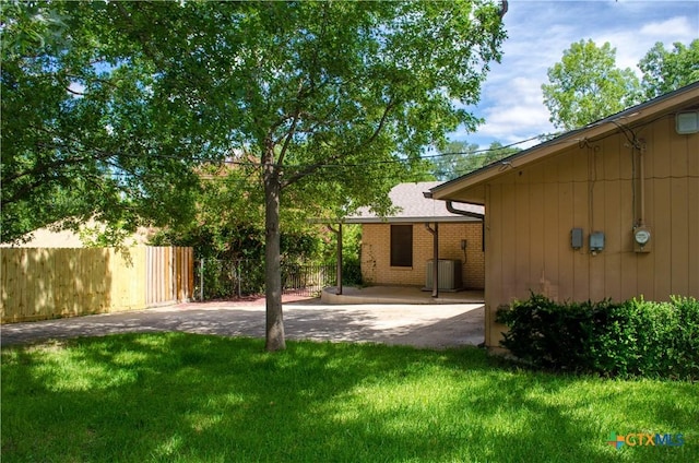 303 E 20th Ave, Belton, TX 76513 - view of yard featuring a patio