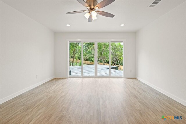 910 Cliffside Dr, Harker Heights, TX 76548 - empty room featuring baseboards, light wood-style flooring, recessed lighting, and a ceiling fan