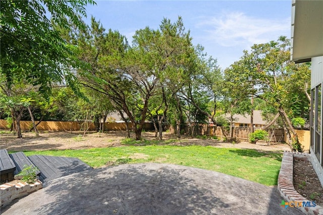 910 Cliffside Dr, Harker Heights, TX 76548 - view of yard featuring a patio area and a deck