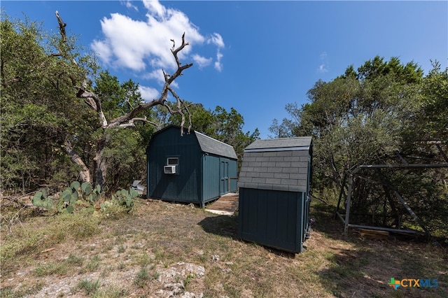 view of outdoor structure