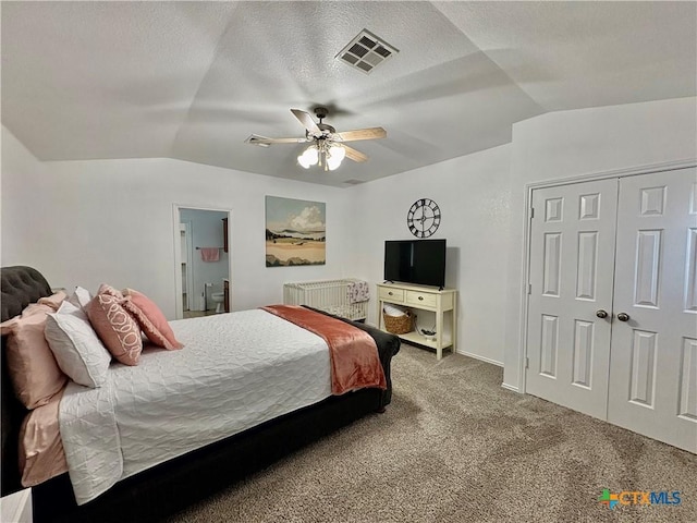5902 Chuckwagon Cir, Killeen, TX 76542 - bedroom featuring lofted ceiling, carpet flooring, ceiling fan, and a closet