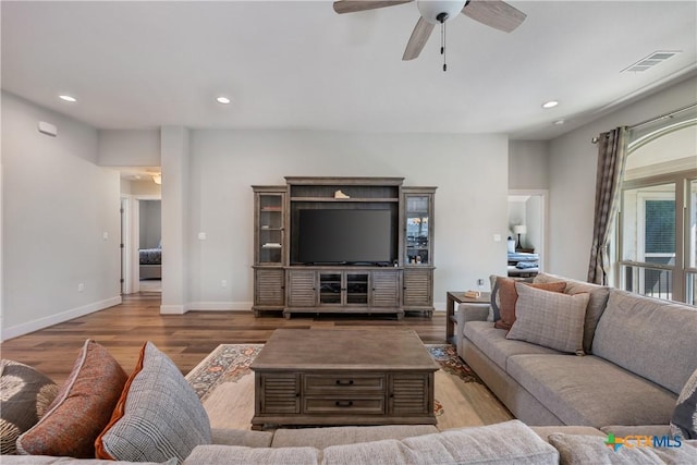 4001 Crockett Ave, Lago Vista, TX 78645 - living area with a ceiling fan, wood finished floors, recessed lighting, and baseboards