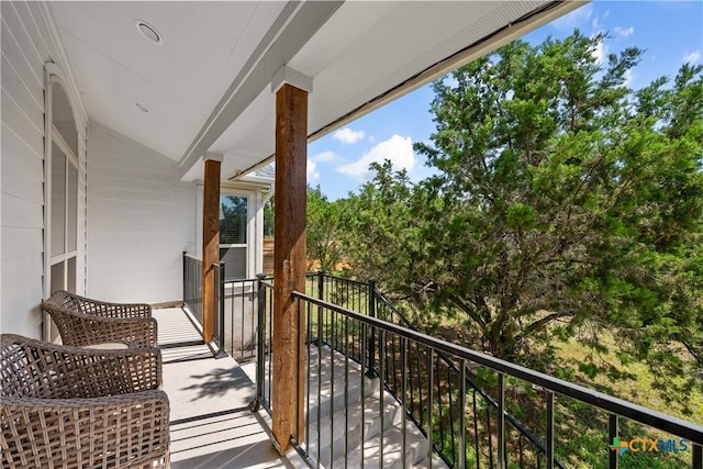 4001 Crockett Ave, Lago Vista, TX 78645 - view of balcony