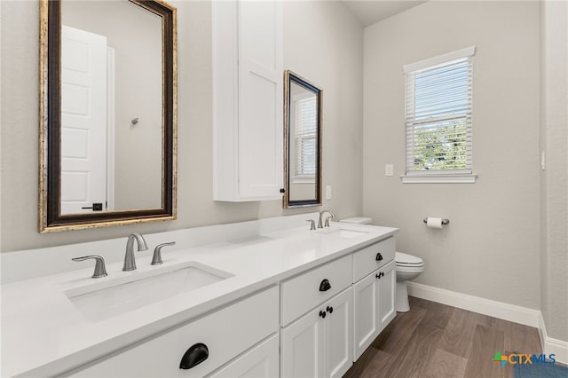 1125 Provence Pl, New Braunfels, TX 78132 - full bathroom featuring wood finished floors and double vanity