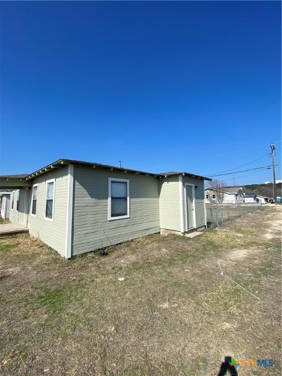 704 W W Ave B, Copperas Cove, TX 76522