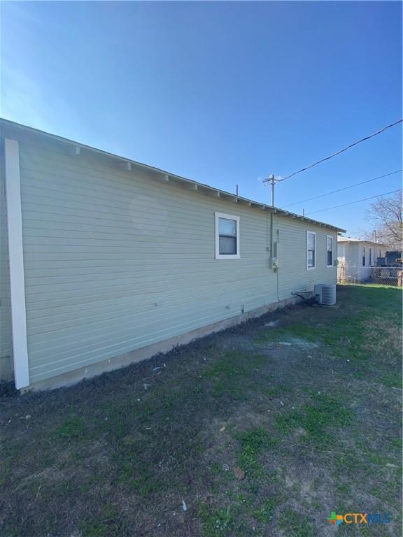 704 W W Ave B, Copperas Cove, TX 76522