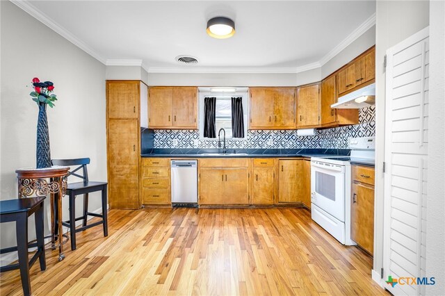 150 W Faust St, New Braunfels, TX 78130 - photo 4