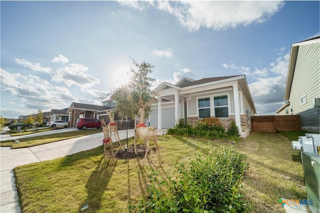 view of front of home with a front lawn