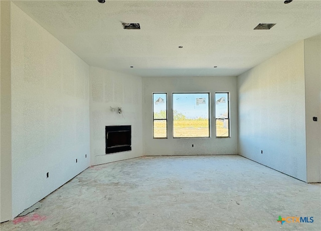 view of unfurnished living room