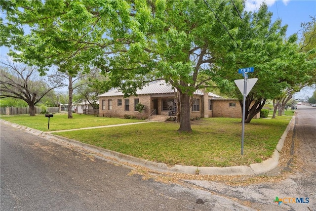 208 W 5th St, Lampasas, TX 76550 - photo 3