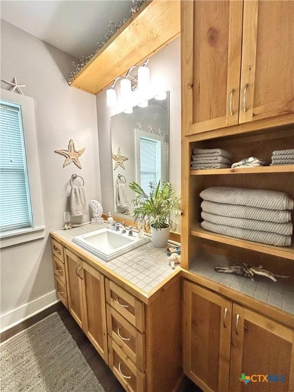 bathroom with vanity